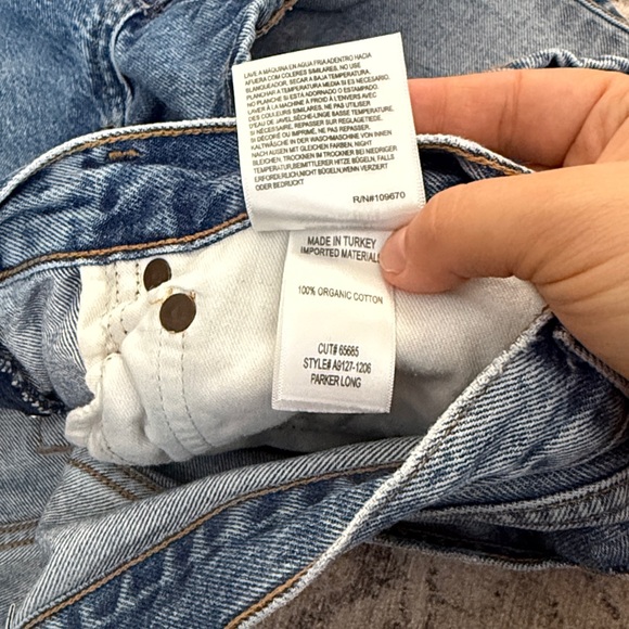 Agolde Parker Long Shorts in Occurrence - Picture 5 of 6